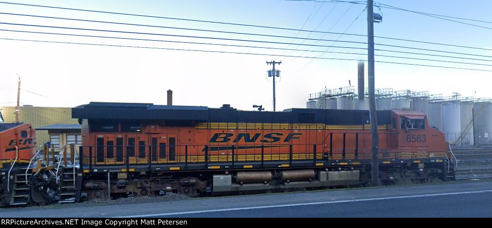 BNSF 6563